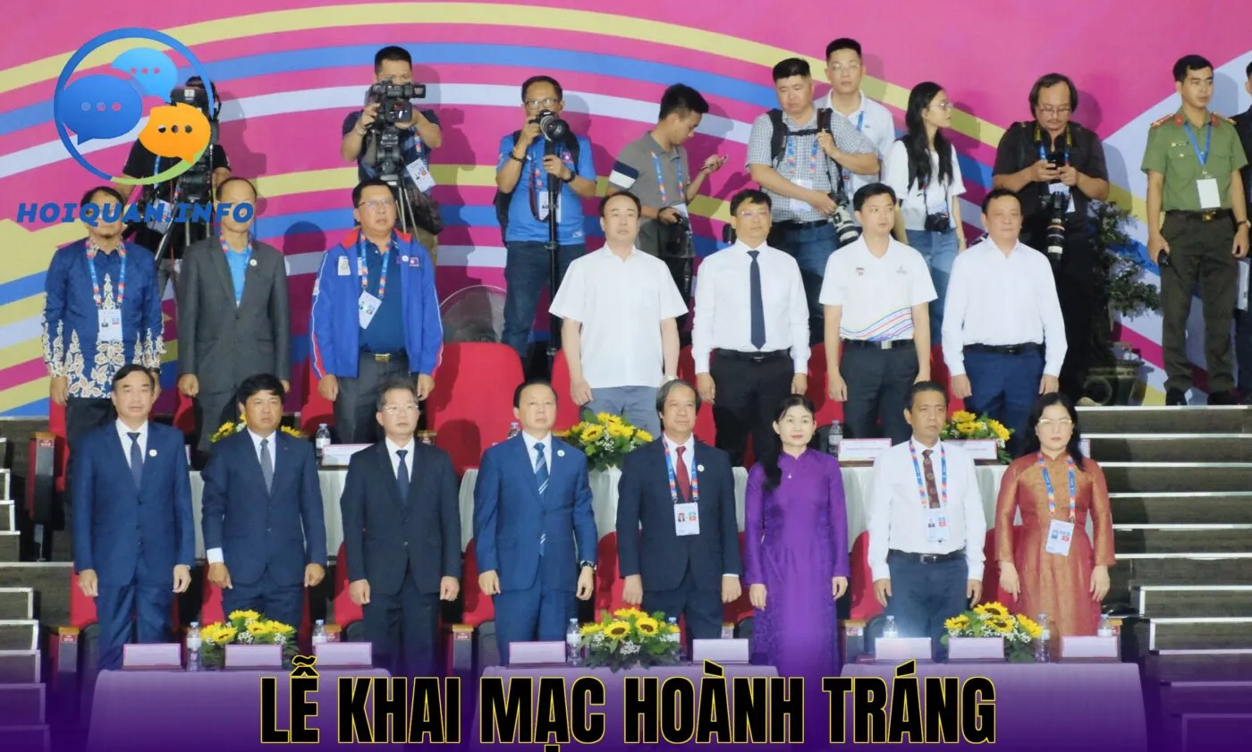 Lễ khai mạc hoành tráng